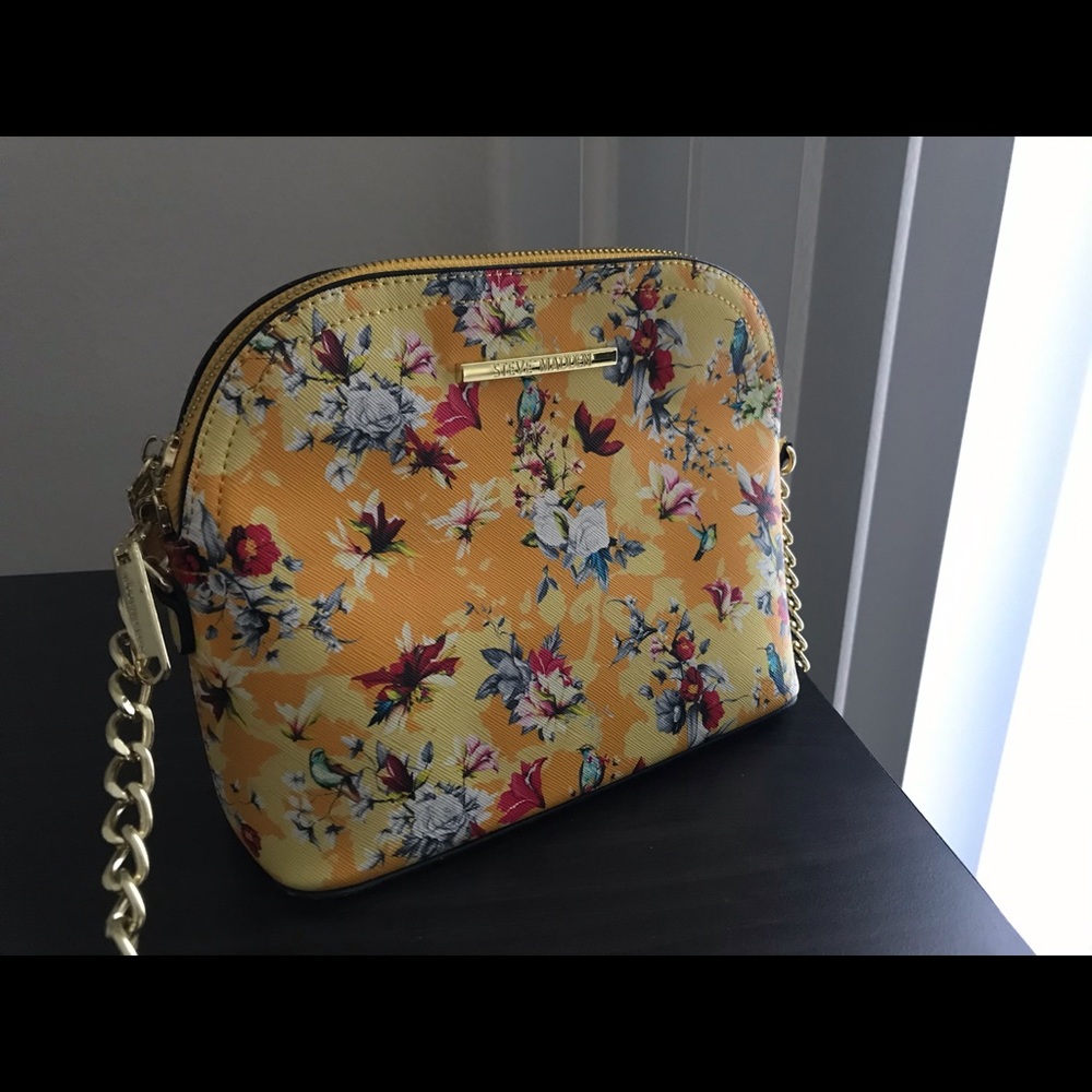 Steve Madden Yellow Flower Pattern Purse